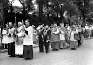 Archbishop Walsh in procession. - AAN