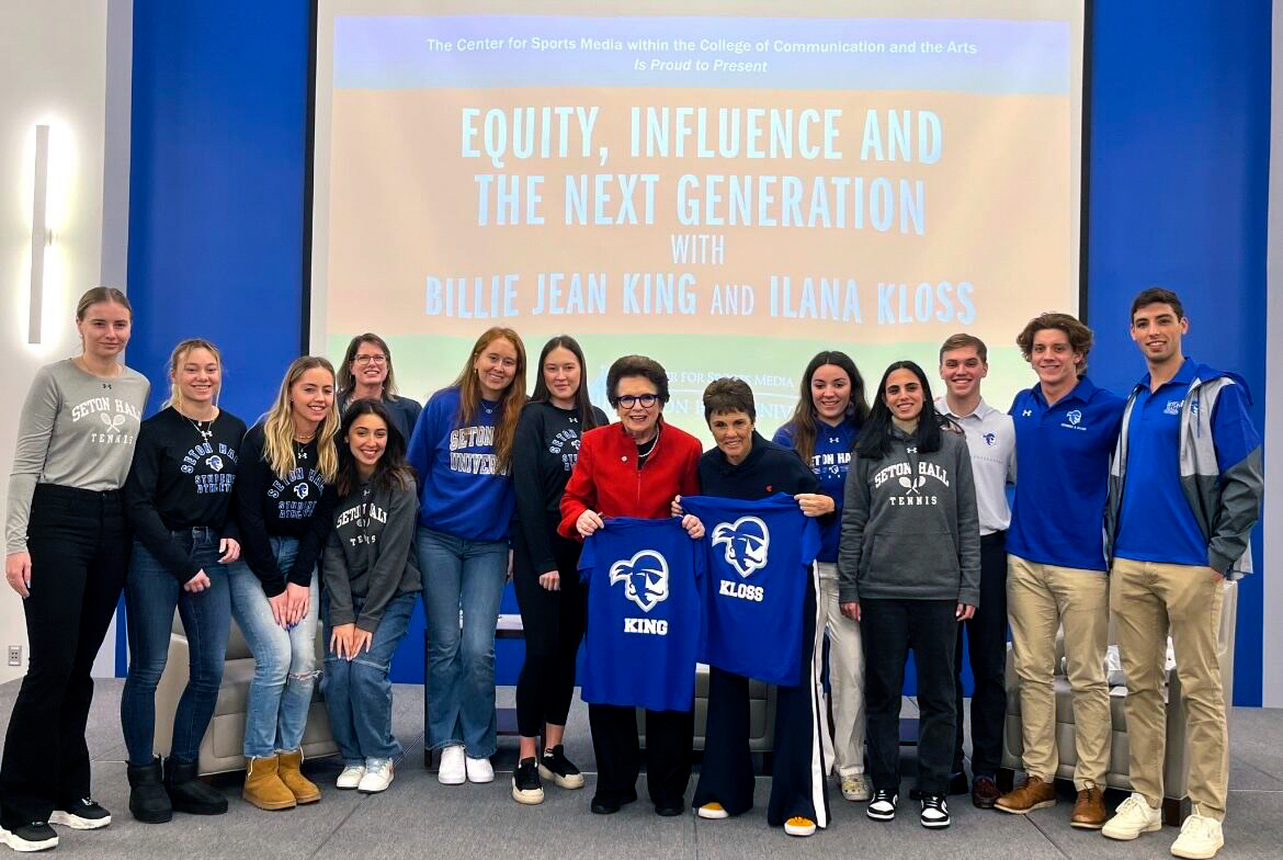 Image of students with Billie Jean King and Ilana Kloss. 
