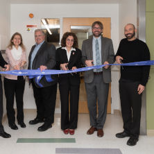 Celebrating the dedication of the new multi-purpose collaborative suite of laboratories in McNulty Hall 116.