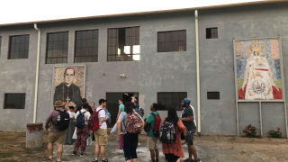 DOVE volunteers in El Salvador