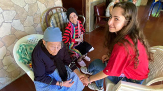 DOVE student with family in El Salvador