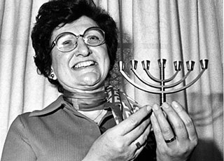 Rose Menorah Rose Menorah