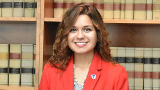 Headshot image of Wendy Gonzalez