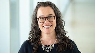 Amy Kline 320x180 Photo of Amy Kline