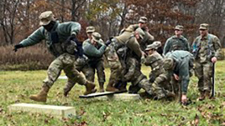 CDTS navigate an obstacle as a team.