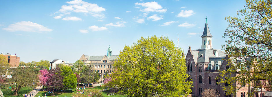 A shot of the University Green A campus shot of the University Green and President's Hall.
