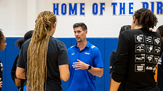  Carr working with the Women's Basketball Team