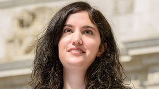 caterina agostini 320x180 Image of scholar Caterina Agostini.