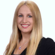 Danielle Bagdzinski headshot image