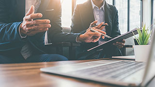 Leadership Strategies in the Disruptive AI Era