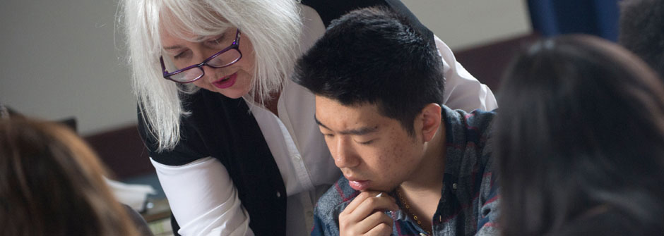 professor-helping-940.jpg Professor helping student
